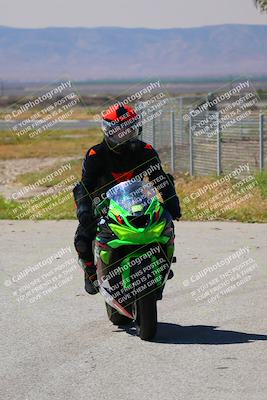 media/Mar-27-2022-Lets Ride (Sun) [[8affb282f8]]/Around the Pits/